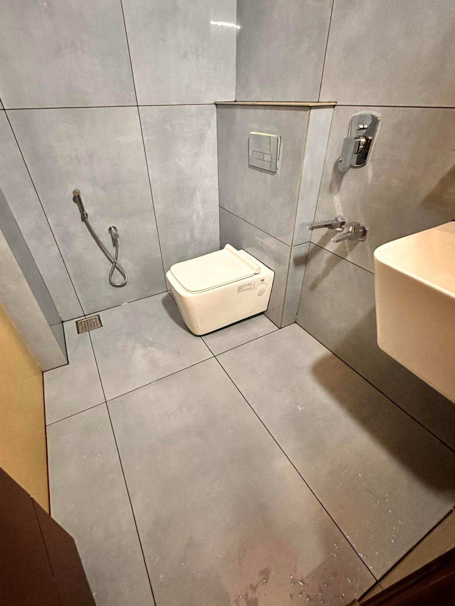 Hotel City Palace Уті Екстер'єр фото